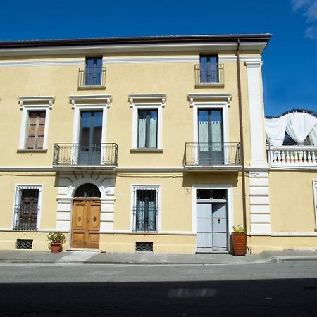 Vaccarizzo Albanese Palazzo Scura B&B 외부 사진