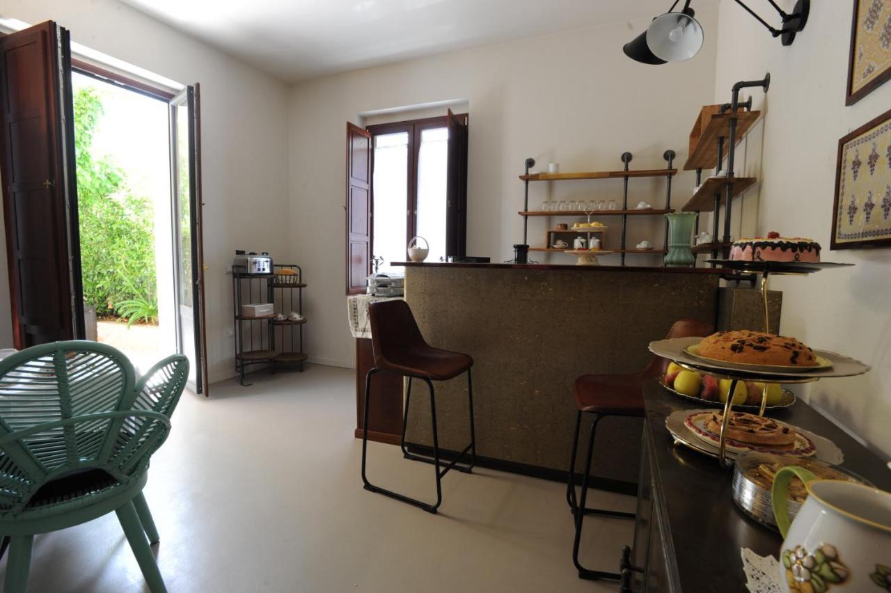 Vaccarizzo Albanese Palazzo Scura B&B 외부 사진