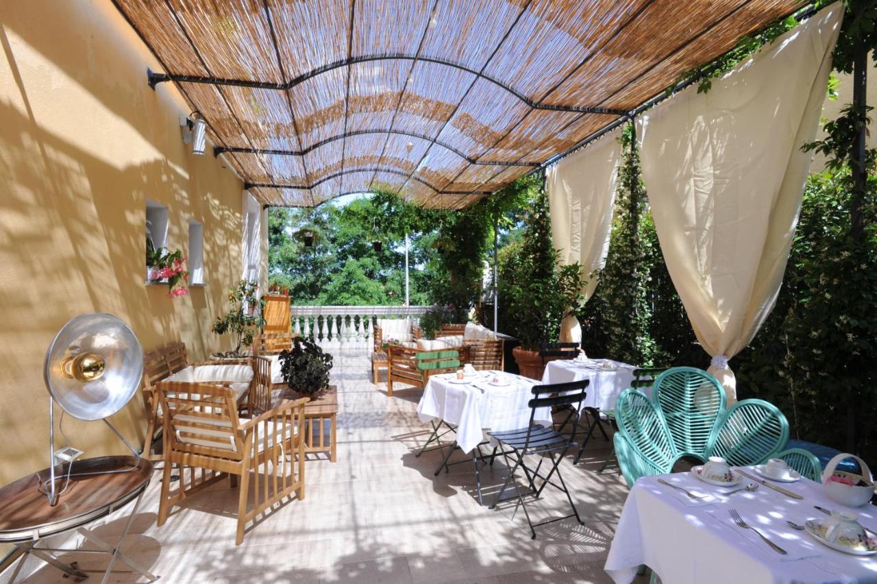 Vaccarizzo Albanese Palazzo Scura B&B 외부 사진