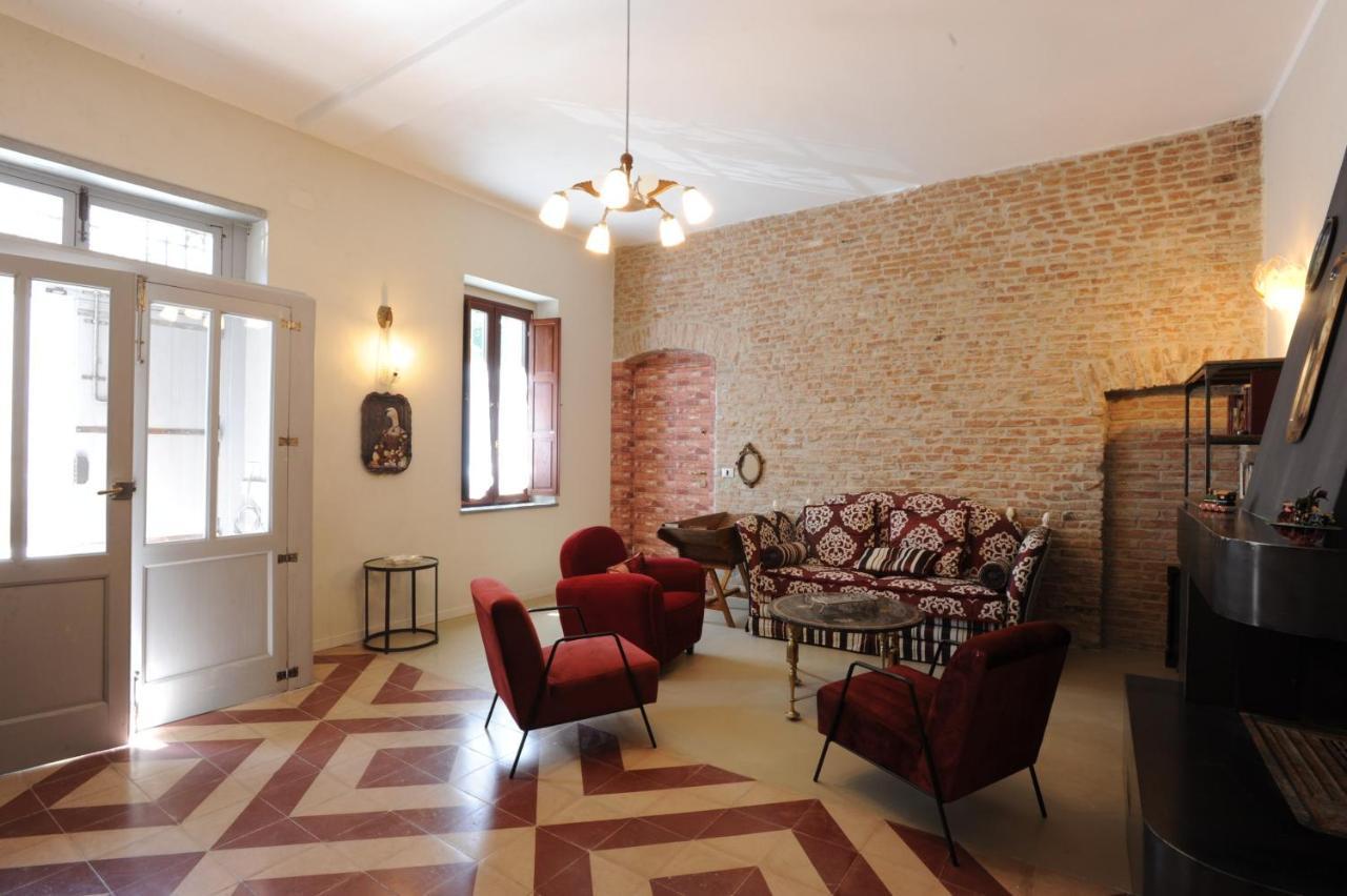 Vaccarizzo Albanese Palazzo Scura B&B 외부 사진